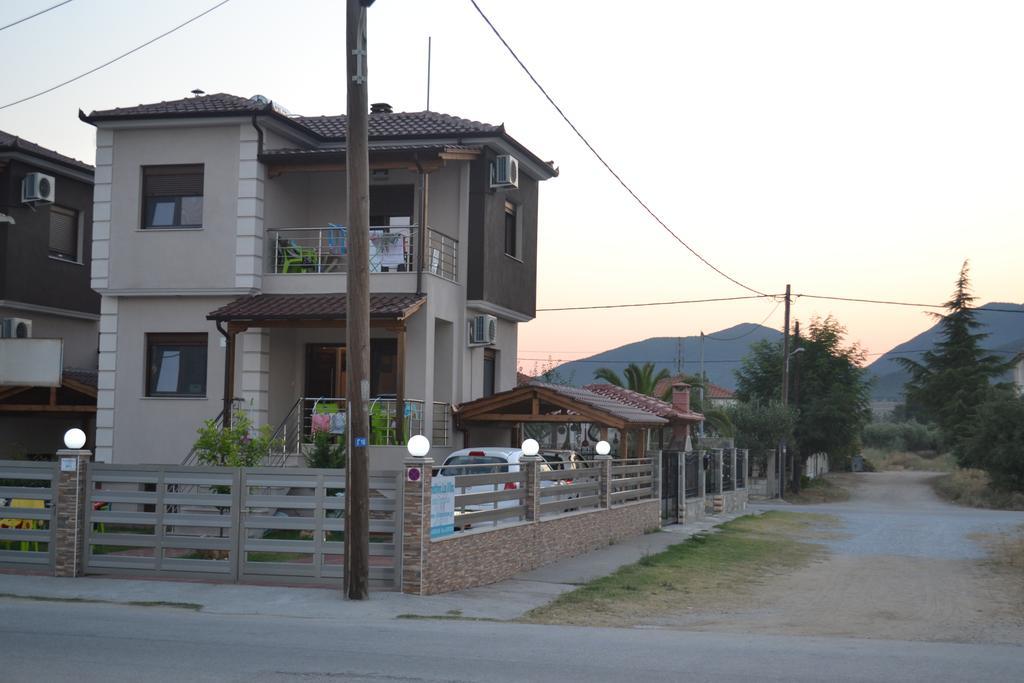Αmalia Lux Villas Nea Vrasna Exterior foto