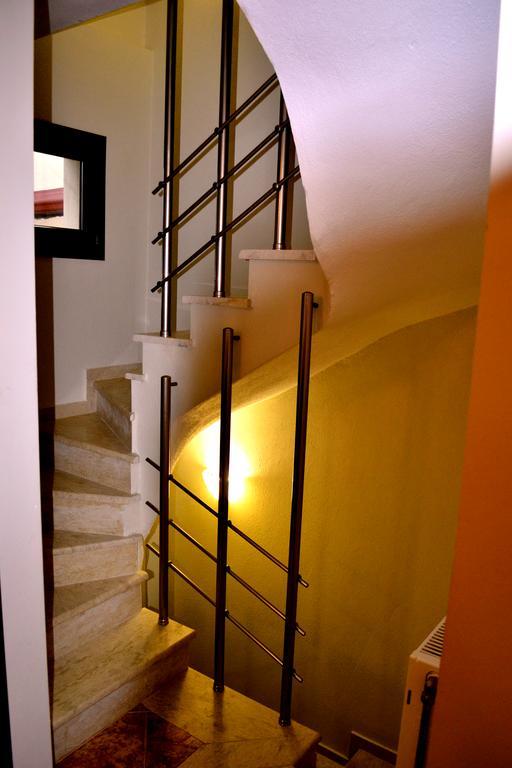 Αmalia Lux Villas Nea Vrasna Quarto foto