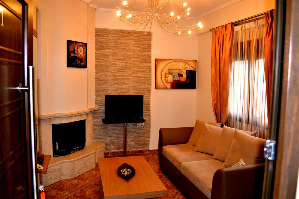 Αmalia Lux Villas Nea Vrasna Quarto foto