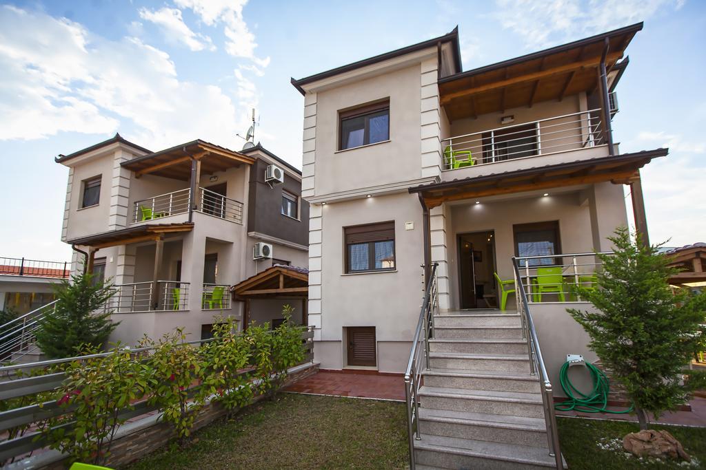 Αmalia Lux Villas Nea Vrasna Exterior foto
